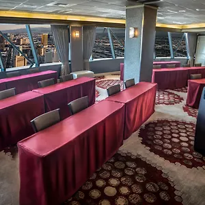 Resort The Strat Hotel, Casino & Tower ***