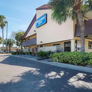 Gasthof Rodeway Near Busch Gardens-usf, Tampa