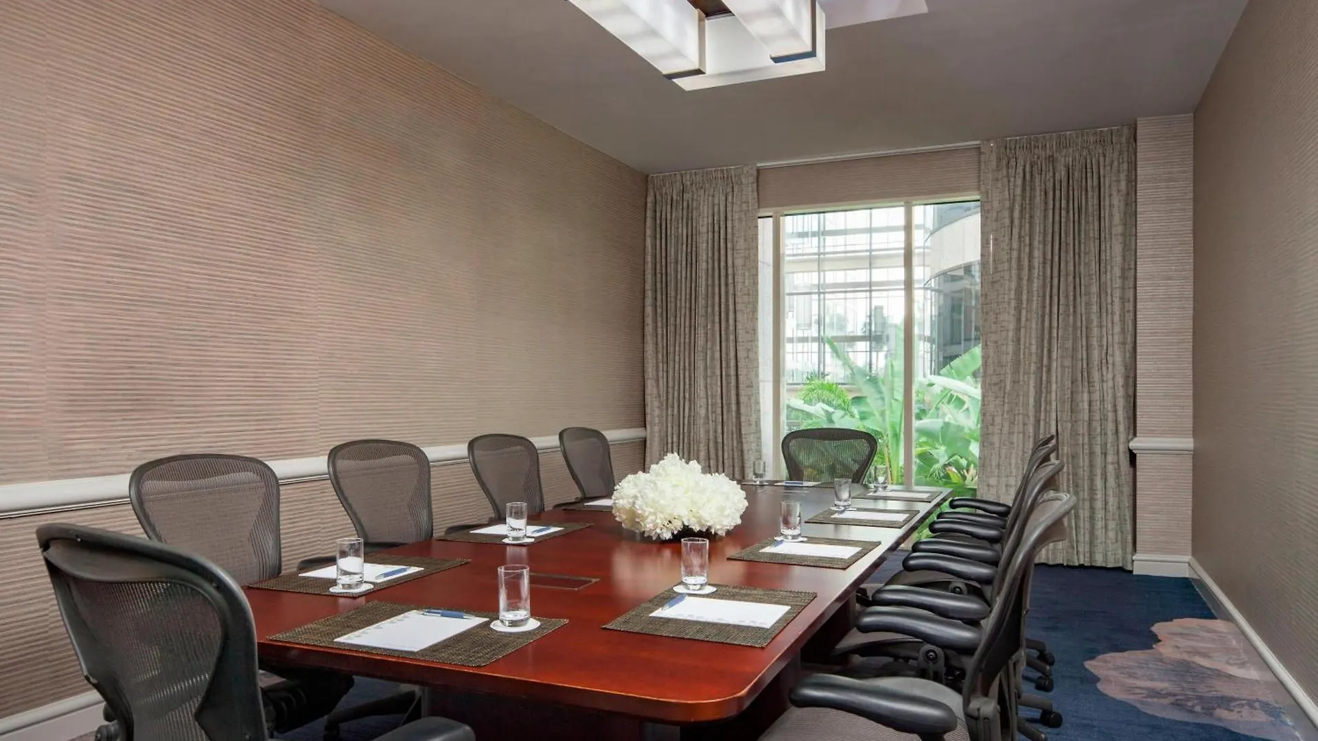 **** מלון The Westshore Grand, A Tribute Portfolio Hotel, טאמפה ארצות הברית